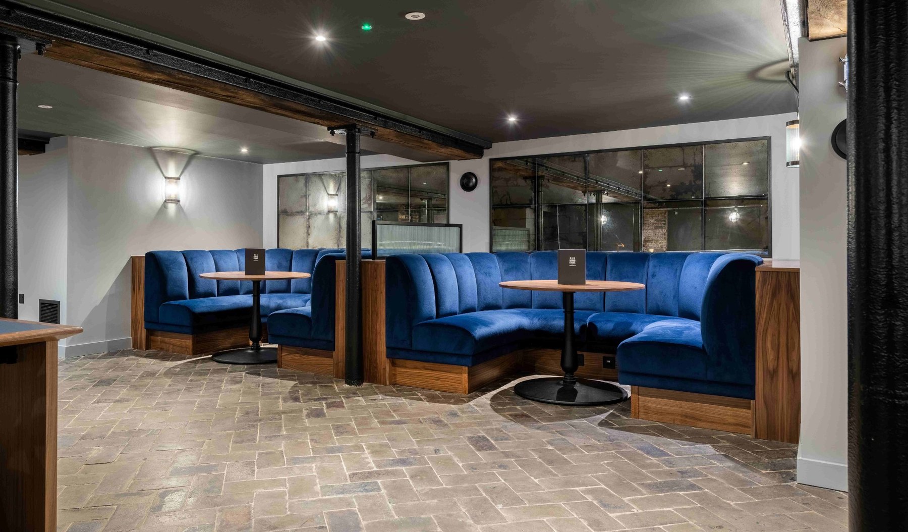 The Lounge floor at YourHQ